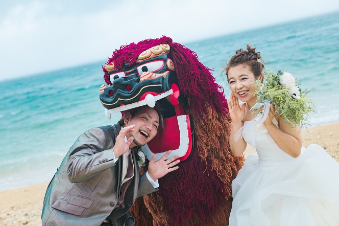 結婚報告の年賀状は沖縄のフォトウェディングを利用してつくろう！11月～12月上旬撮影でも間にあいます