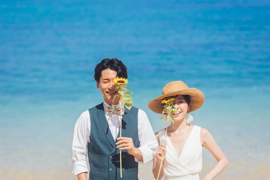 沖縄で二人だけの結婚式を叶えよう！絶景ロケーションでフォトもセレモニーも贅沢に満喫する方法 (1)