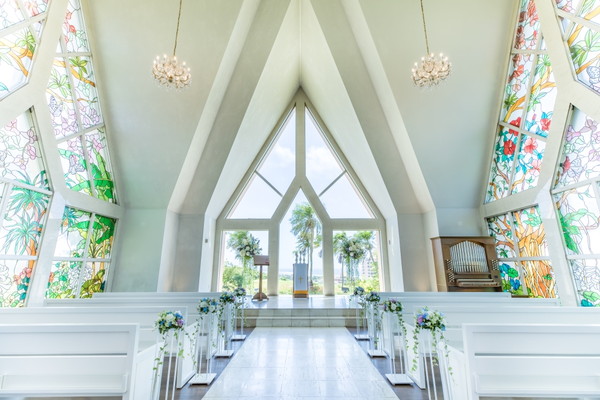 アラマンダチャペル 内観