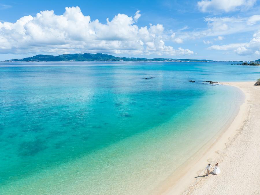 沖縄で二人だけの結婚式を叶えよう！絶景ロケーションでフォトもセレモニーも贅沢に満喫する方法 (6)