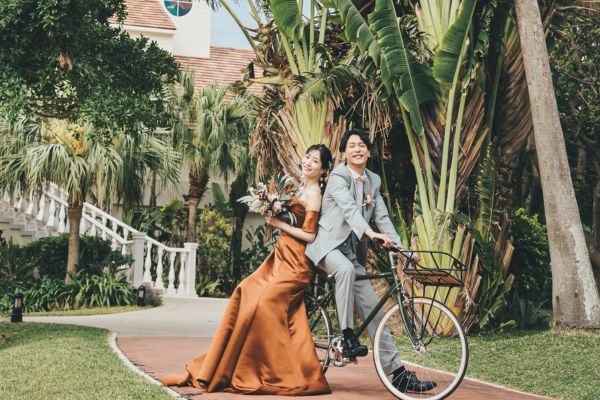 ◉BLACK FRIDAY特別プラン◉</br>＞＞ドレス・タキシード各2着選び放題＜＜</br>【ラグーン大聖堂】チャペル＆ガーデン＆ビーチ