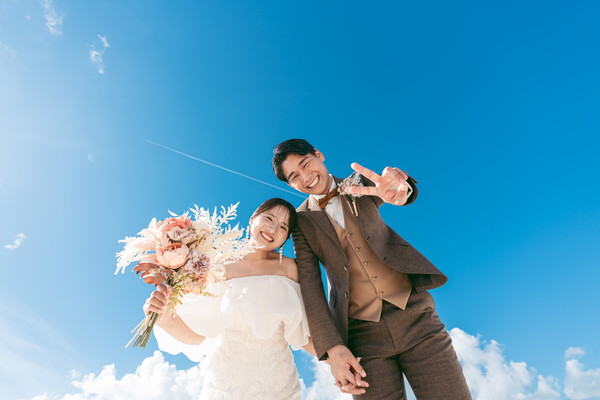 いまだけお得に叶うビーチフォト☀<br>なんといっても沖縄の青い海と青い空が輝く季節!晴れる日も多く撮影日和です♪<br>