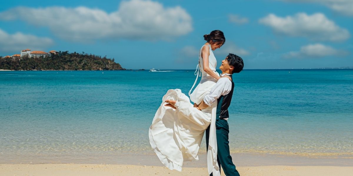 その他こんなプランもお取り扱い中❀</br></br>■BASICプラン</br>　￥27,500～（チャペル内1カット）</br>　…お好みのオプションをカスタマイズして最適なプランにしたい方にオススメ！</br></br>■ソロウェディングフォトプラン</br>　43,780円～（チャペル内50カット）</br>　…推し活にも♡最高のご褒美体験を！</br></br>■プロポーズプラン</br>　¥69,300（チャペル内30カット）</br>　…沖縄の絶景でプロポーズをしたい方へ！専用オプションもございます♪