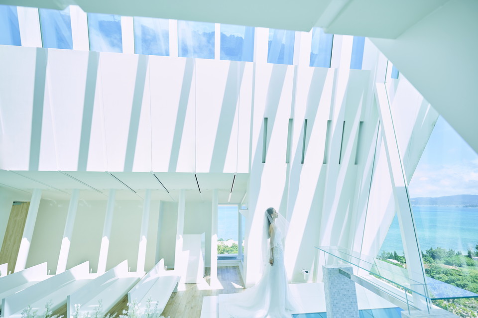 ★期間限定キャンペーン★</br>【2026年1月～3月】</br>古宇利島 空と海の教会</br>チャペルフォトプラン</br><データ100枚></br>平日定価¥110,000